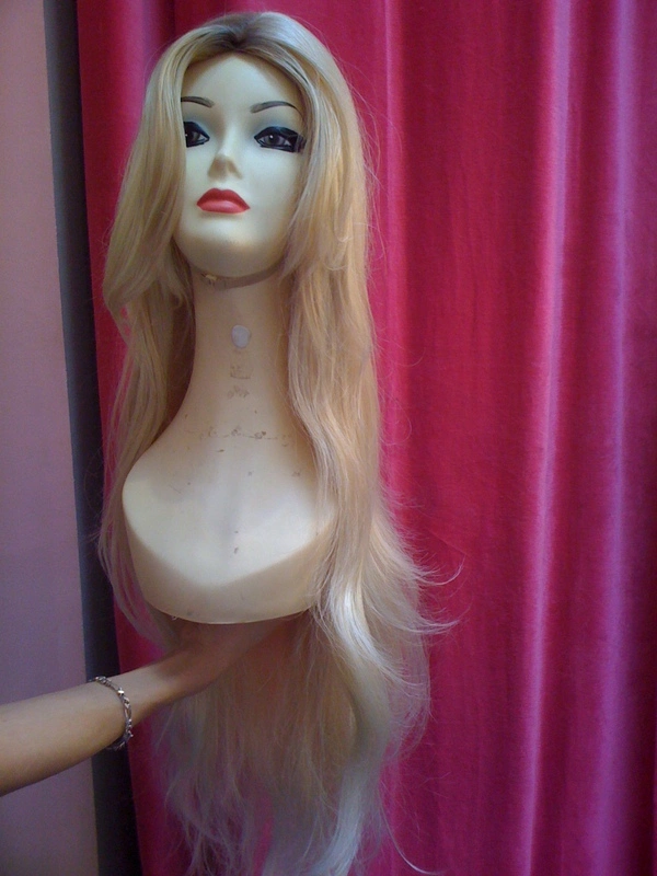 Perruque Brigitte Bardot 3 Perruque Brigitte Bardot