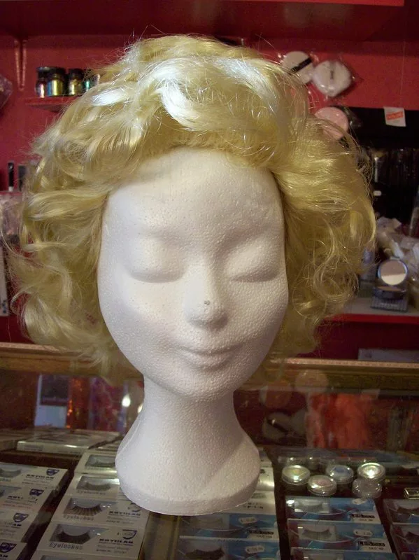 Perruque Marilyne Monroe 3 Perruque Marilyne Monroe