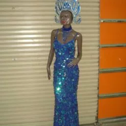 Robe Fourreau Sans Casque Sur Mesures